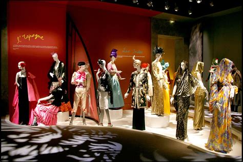 yves saint laurent catalogo|ysl st laurent museum.